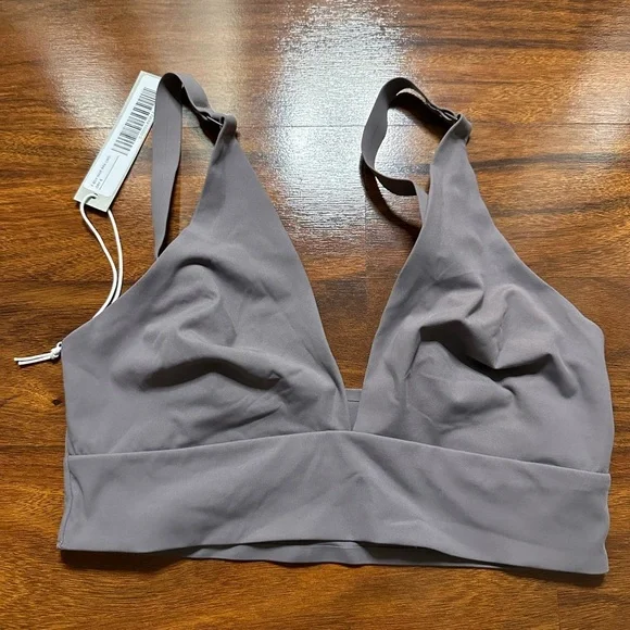 EVERLANE The Invisible Bra in Gray NWT - Picture 3 of 6